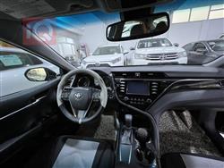 تۆیۆتا کامری